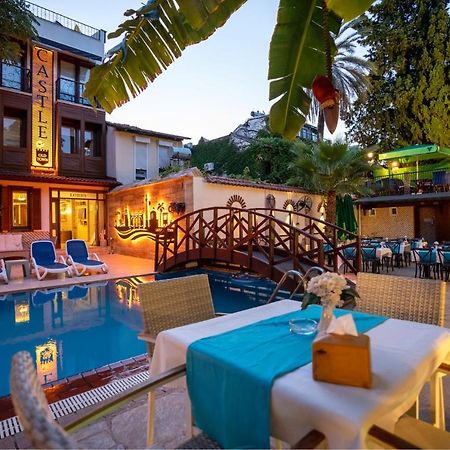Castle Old Town Hotel Antalia Esterno foto