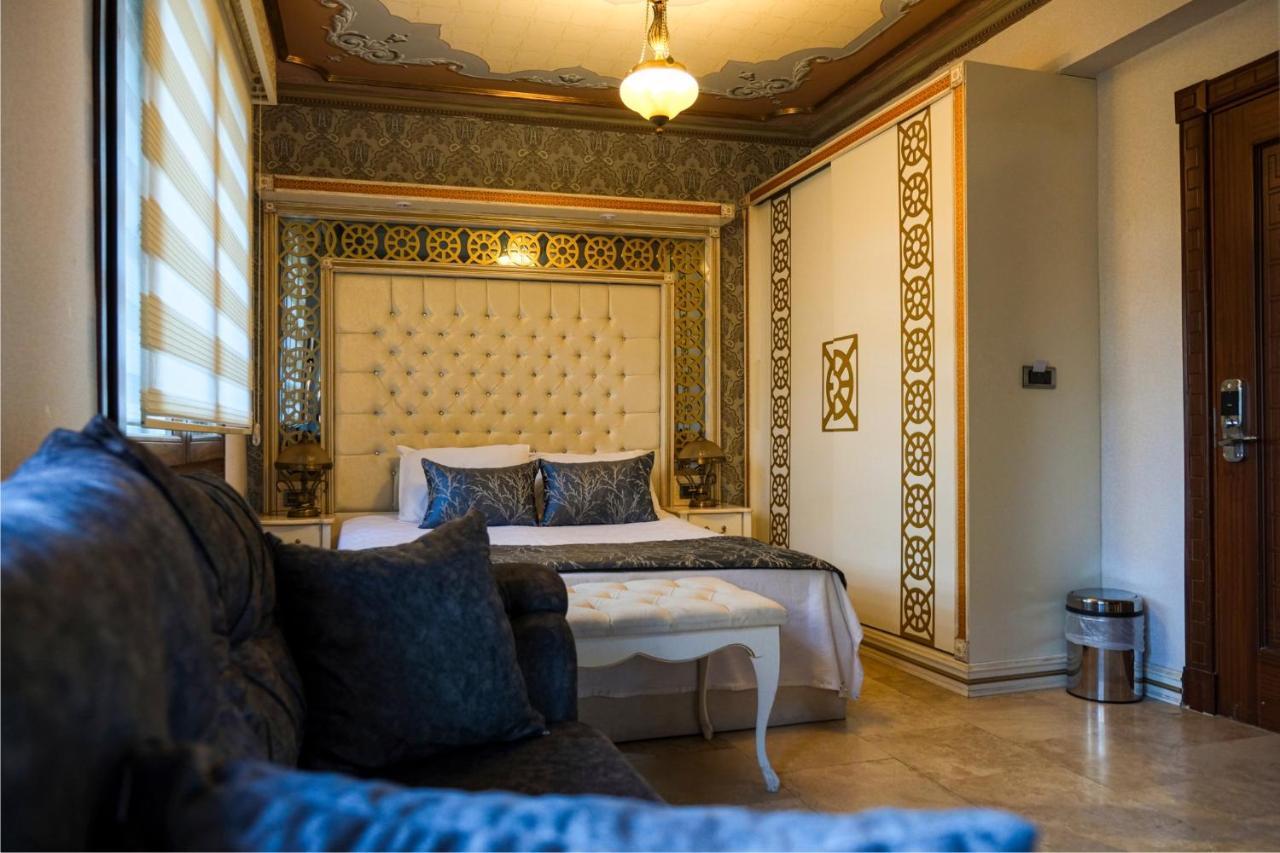 Castle Old Town Hotel Antalia Esterno foto
