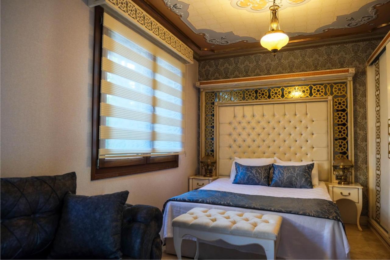 Castle Old Town Hotel Antalia Esterno foto