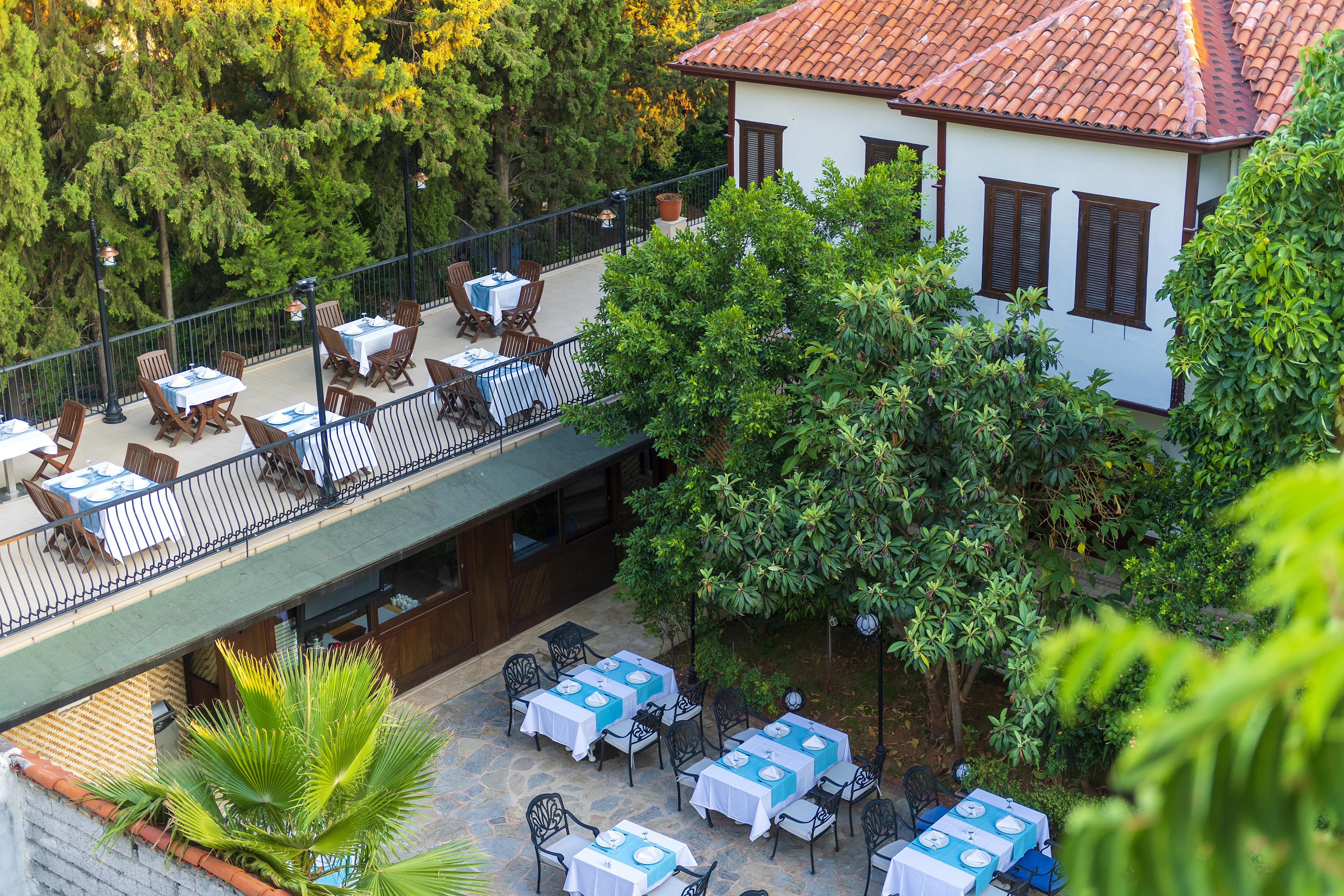 Castle Old Town Hotel Antalia Esterno foto