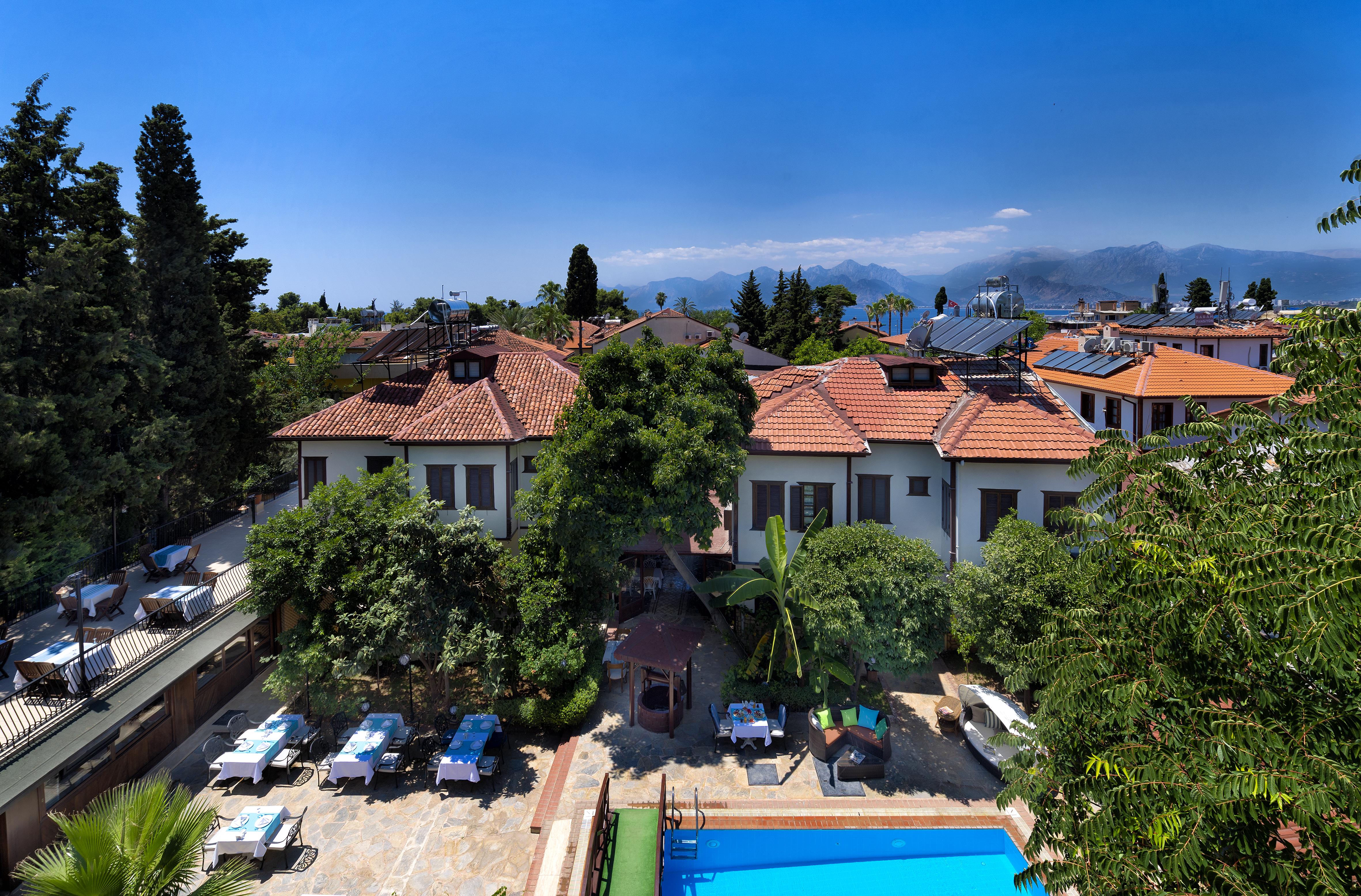 Castle Old Town Hotel Antalia Esterno foto